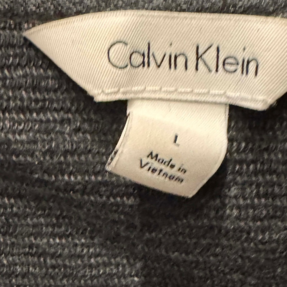 Calvin Klein Black Pullover Large - image 4